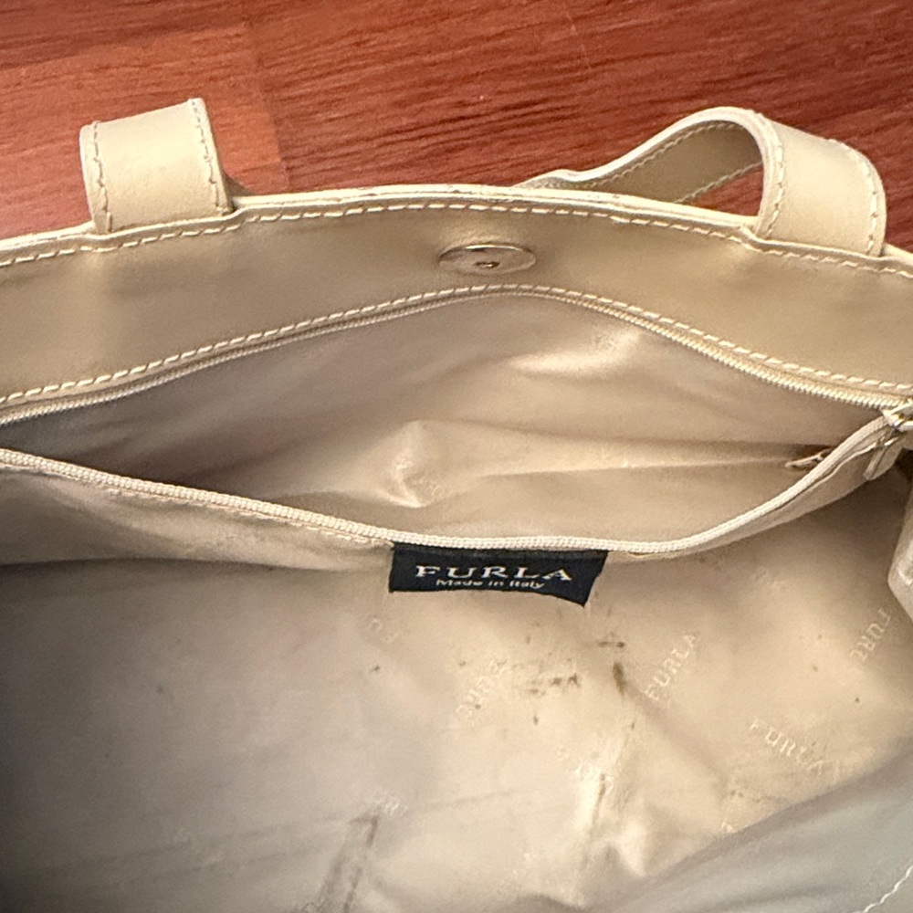 Furla Rectangle Hand Bag - Picture 5 of 13